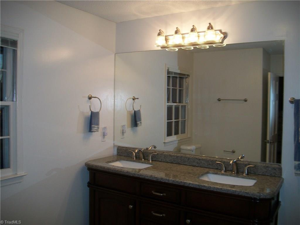 203 Royal Road Jamestown, NC 27282 - Photo 22 of 24 Gallery Image 22