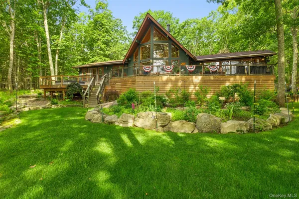 $1,300,000 | 253 York Lake Estates Road, Barryville, NY 12719