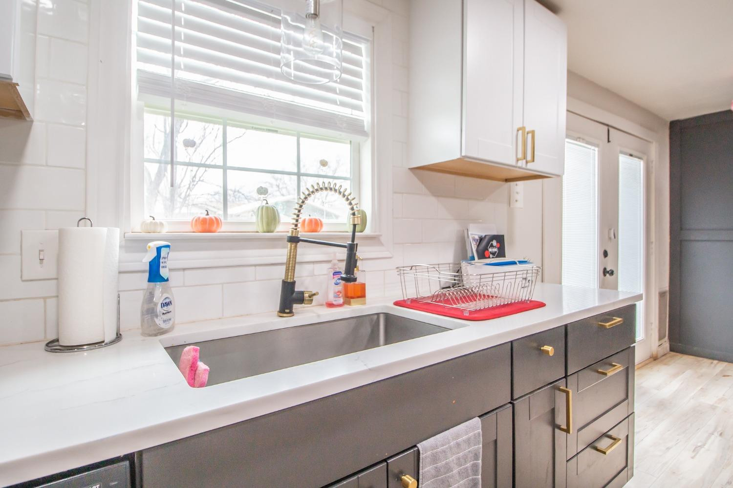 5411 32nd Street Lubbock, TX 79407 - Photo 10 of 22