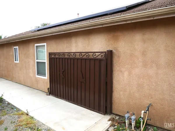 a backyard of a house