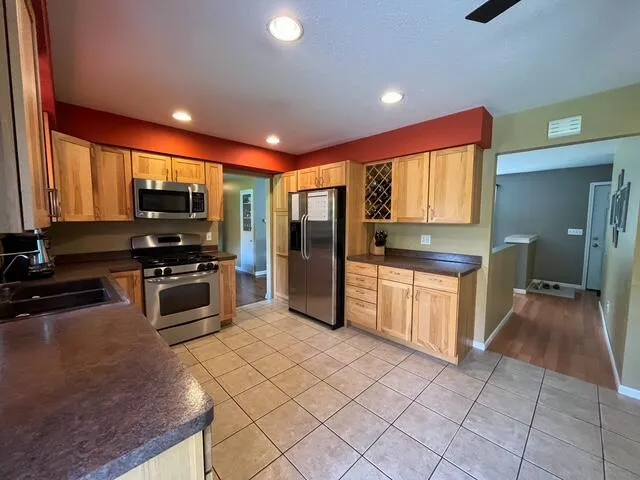 $435,000 | 212 West State Road, North Prairie, WI 53153