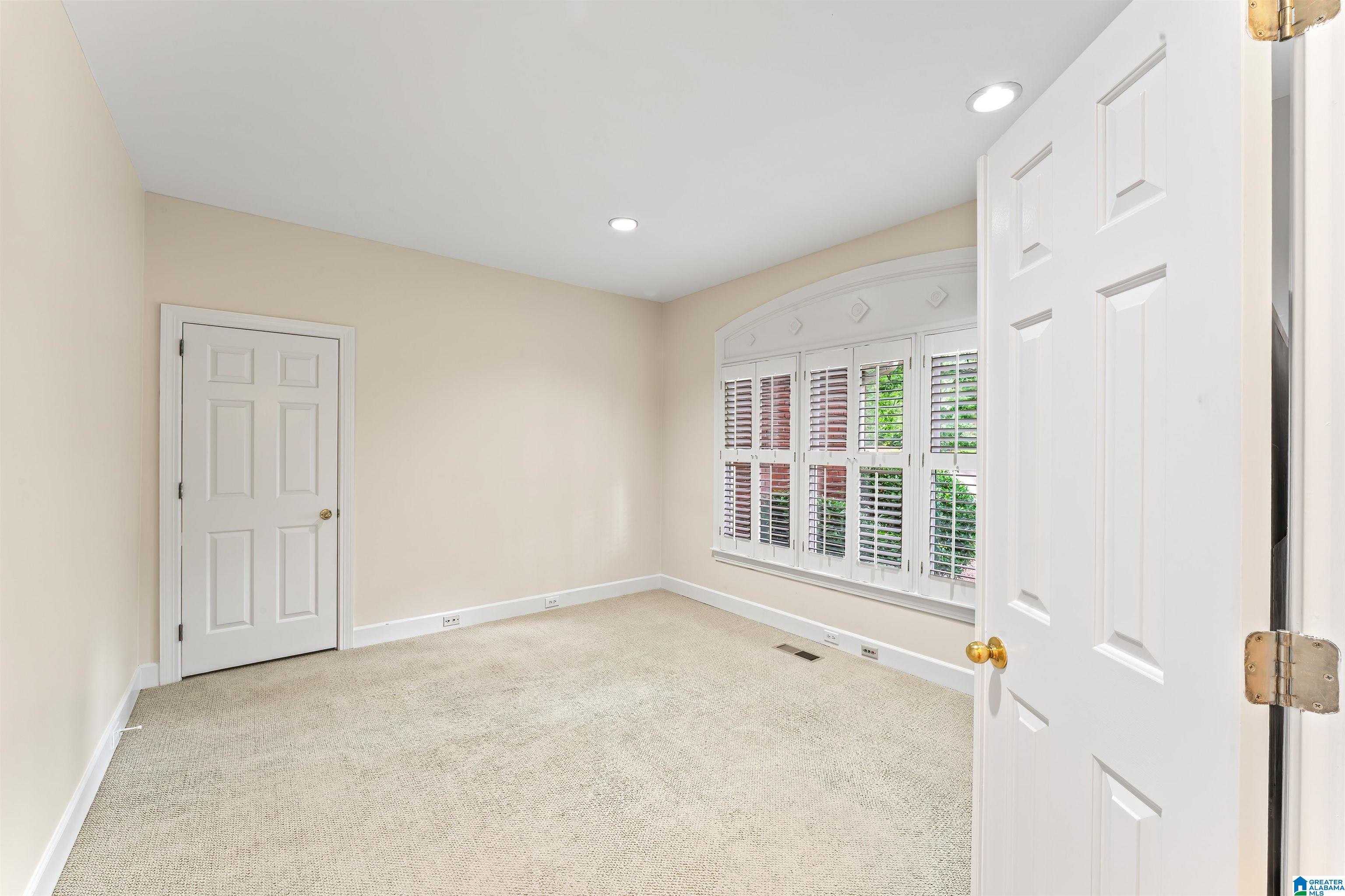 601 Bayhill Road Birmingham, AL 35244 - Photo 43 of 78