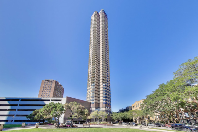 a view of a large building
