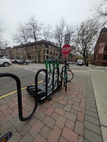 $2,100 | 3660 North Lake Shore Drive, Unit 2008, Chicago, IL 60613