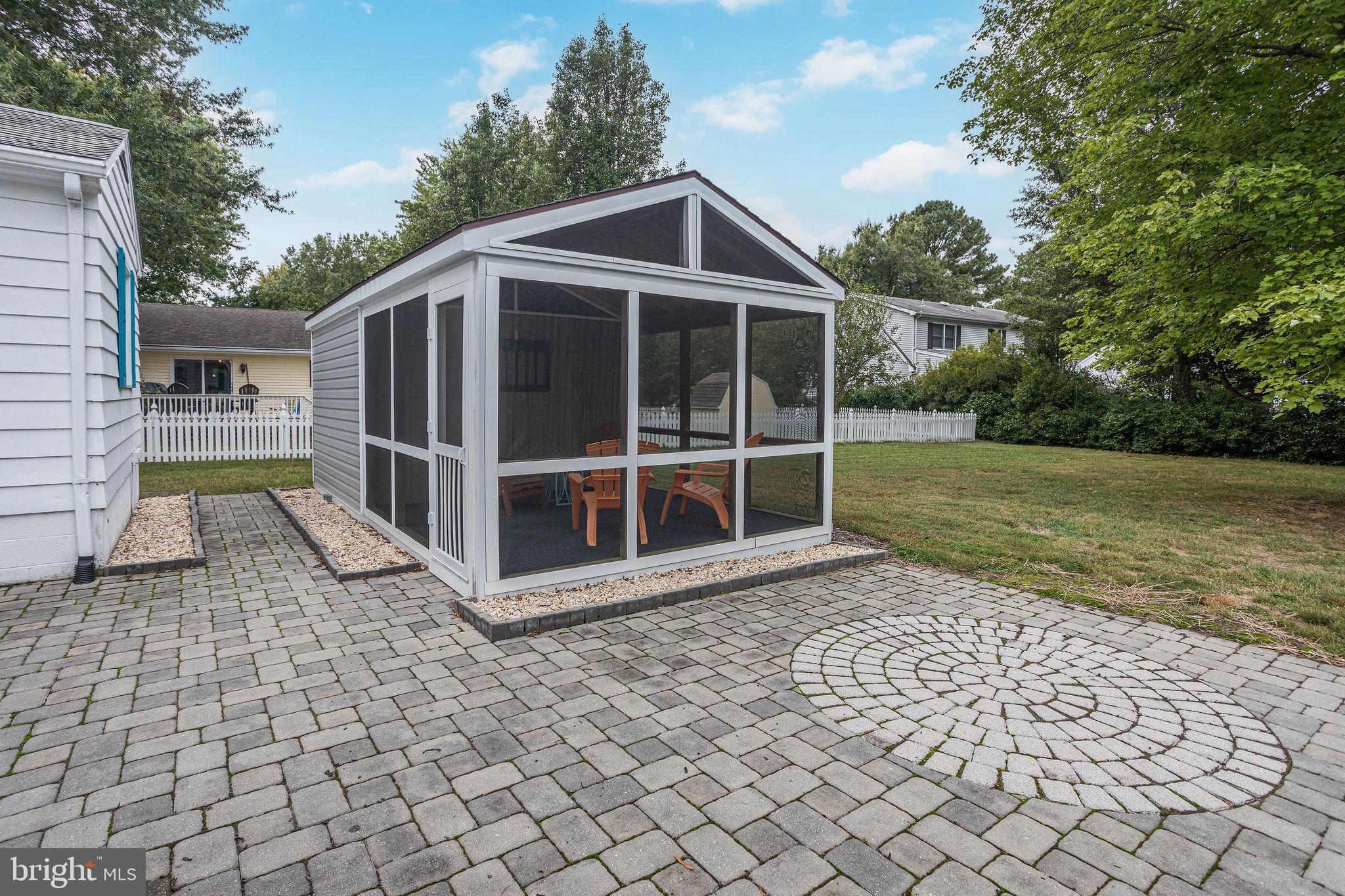 313 Cleveland Road St. Michaels, MD 21663 - Photo 8 of 43 patio and screened porch