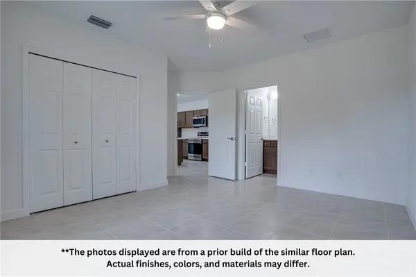 a black and white photo of a room