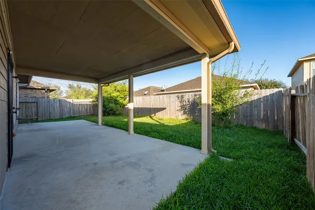 $2,900 | 18318 Canary Bluff Lane, Cypress, TX 77433