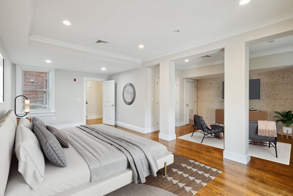 1471 Beacon Street, Unit 2 Brookline, MA 02446 - Photo 4 of 20