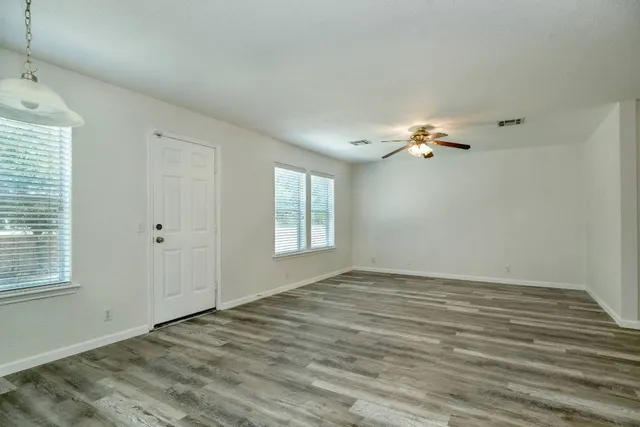 $1,650 | 4620 Acers Lane, Austin, TX 78725