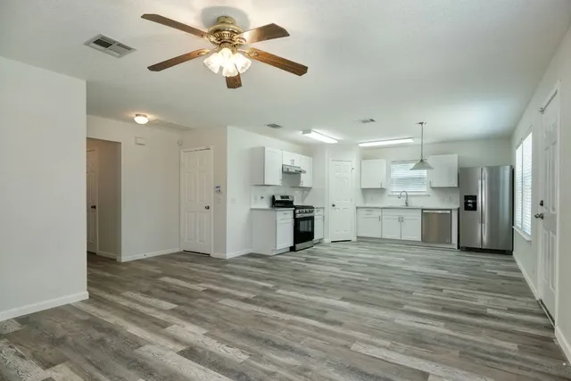 $1,650 | 4620 Acers Lane, Austin, TX 78725