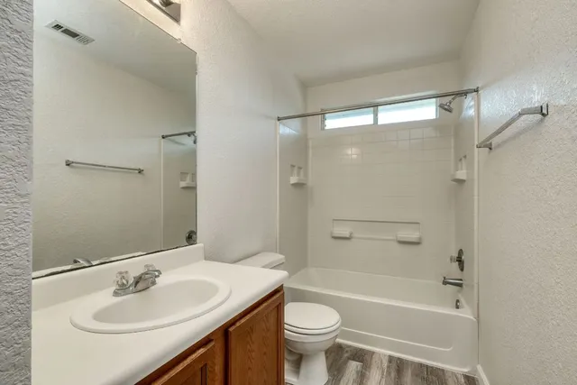 $1,650 | 4620 Acers Lane, Austin, TX 78725