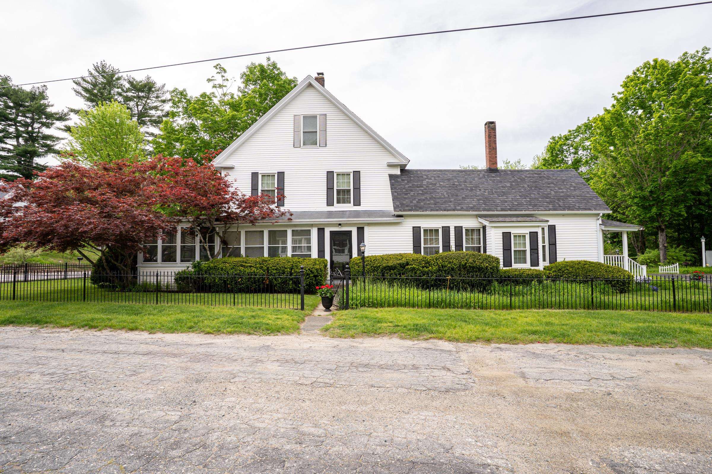 308 Main Street Fremont, NH 03044 - Photo 4 of 58