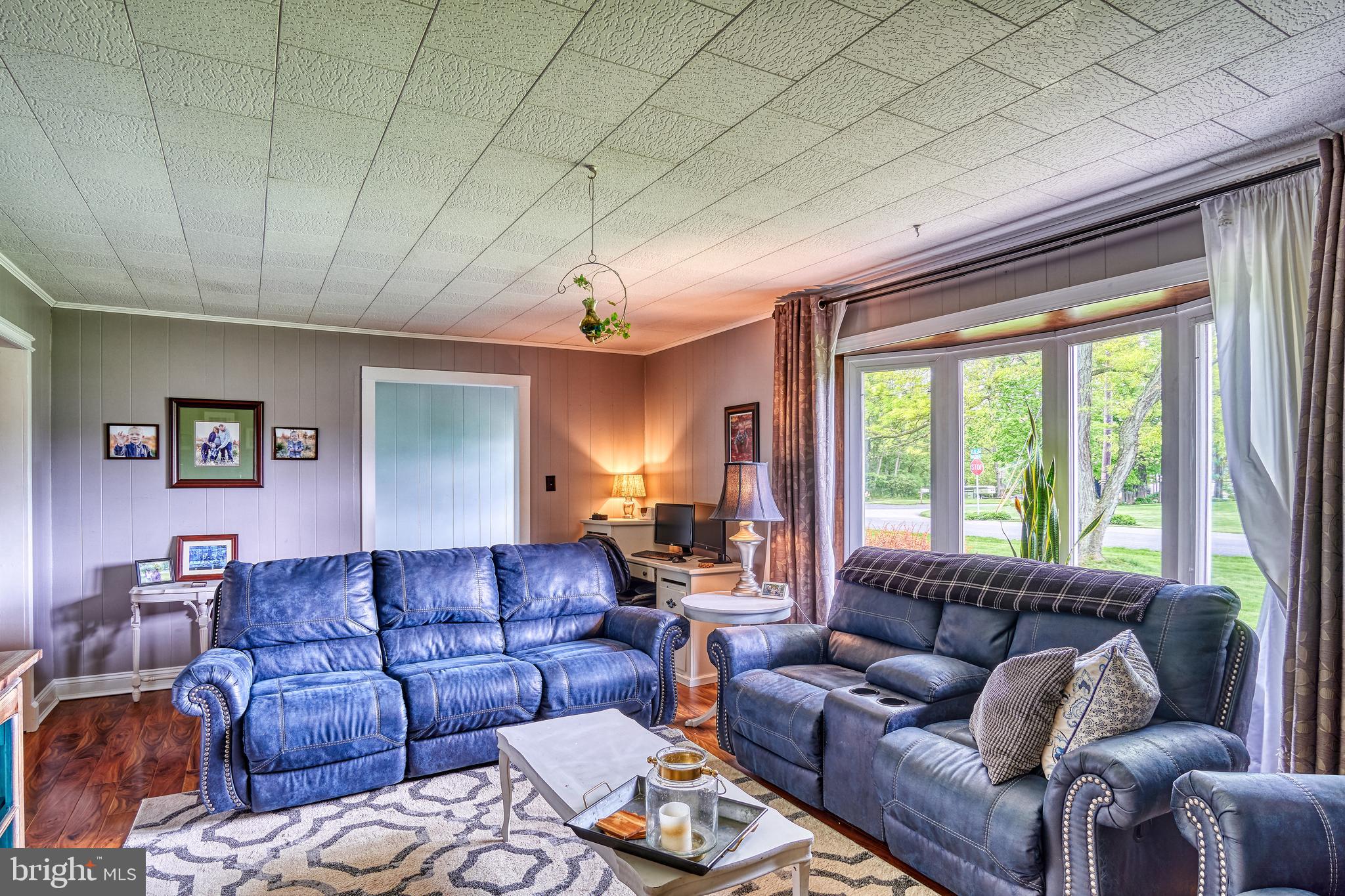 1 Clay Road Carlisle, PA 17015 - Photo 3 of 37 Living room
