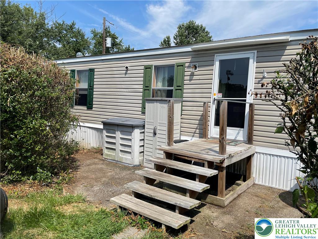 74 Easy Street Northampton, PA 18067 - Photo 4 of 16 a front view of a house with balcony