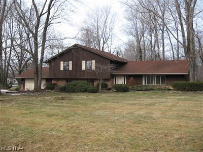 8636 Apple-Hill Road Chagrin Falls, OH 44023 - Photo 1 of 1 8636 Apple Hill