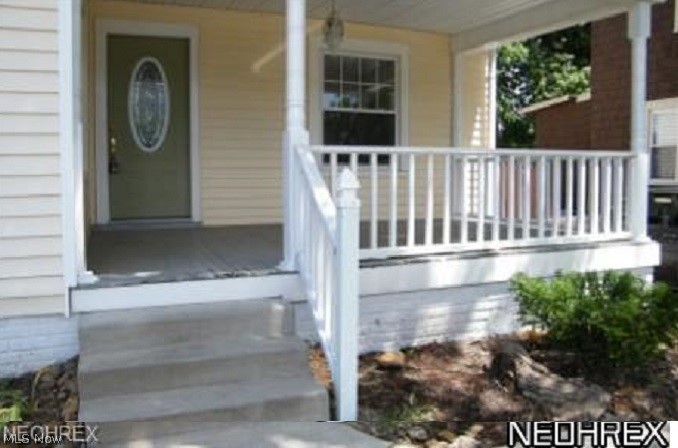 2413 Lake Rd Boulevard Northwest Canton, OH 44708 - Photo 2 of 23 Gallery Image 2