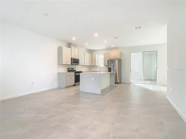 $3,900 | 2414 Celebration Boulevard, Kissimmee, FL 34747