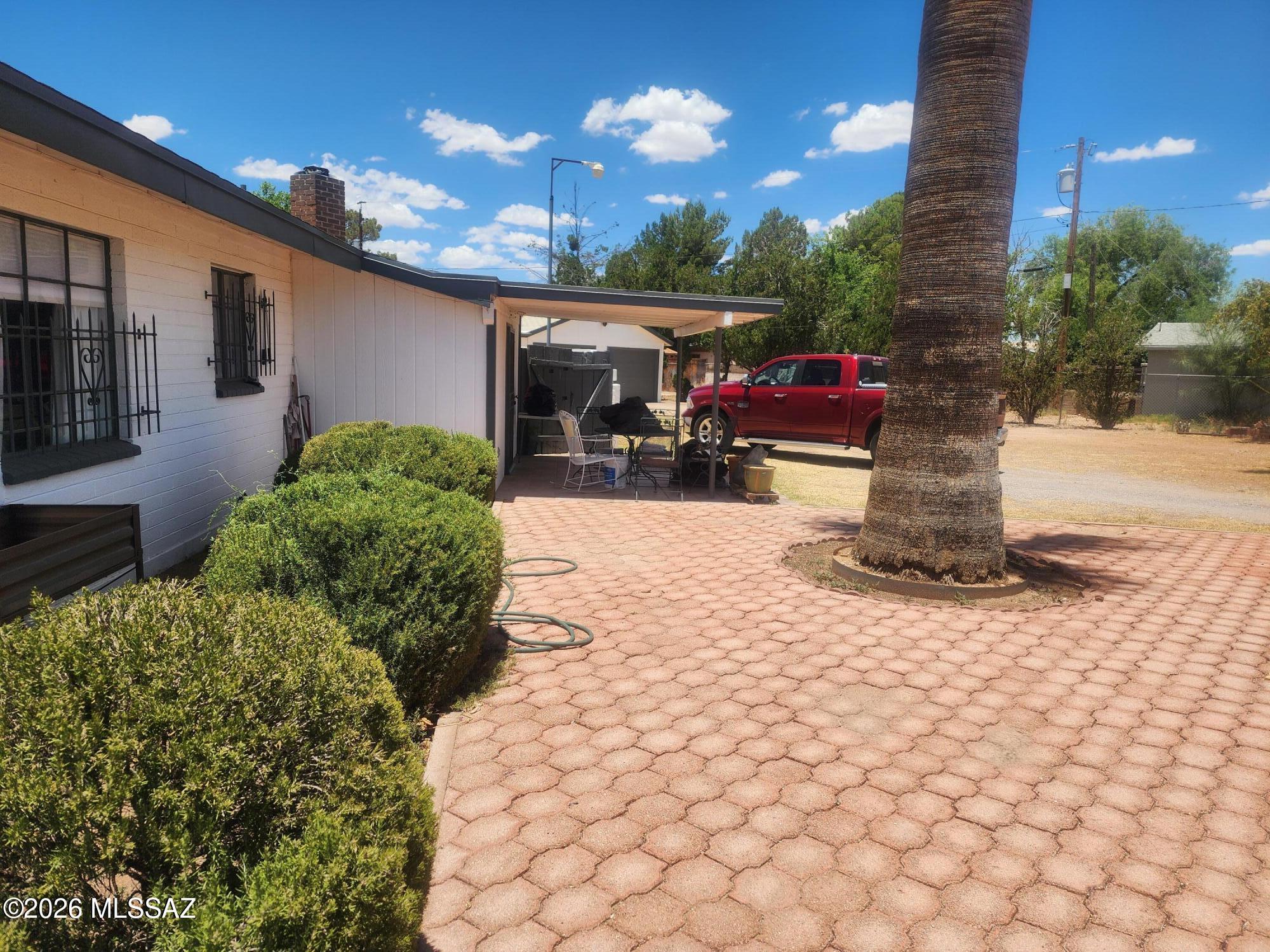 2690 East 9th Street Douglas, AZ 85607 - Photo 26 of 49 courtyard