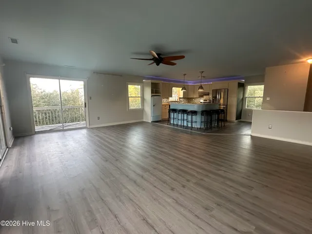 $2,550 | 7301 Sound Drive, Unit EAST, Emerald Isle, NC 28594