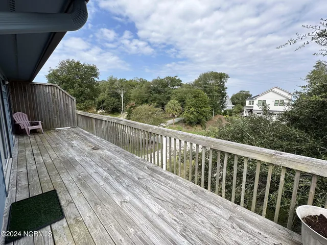 $2,550 | 7301 Sound Drive, Unit EAST, Emerald Isle, NC 28594