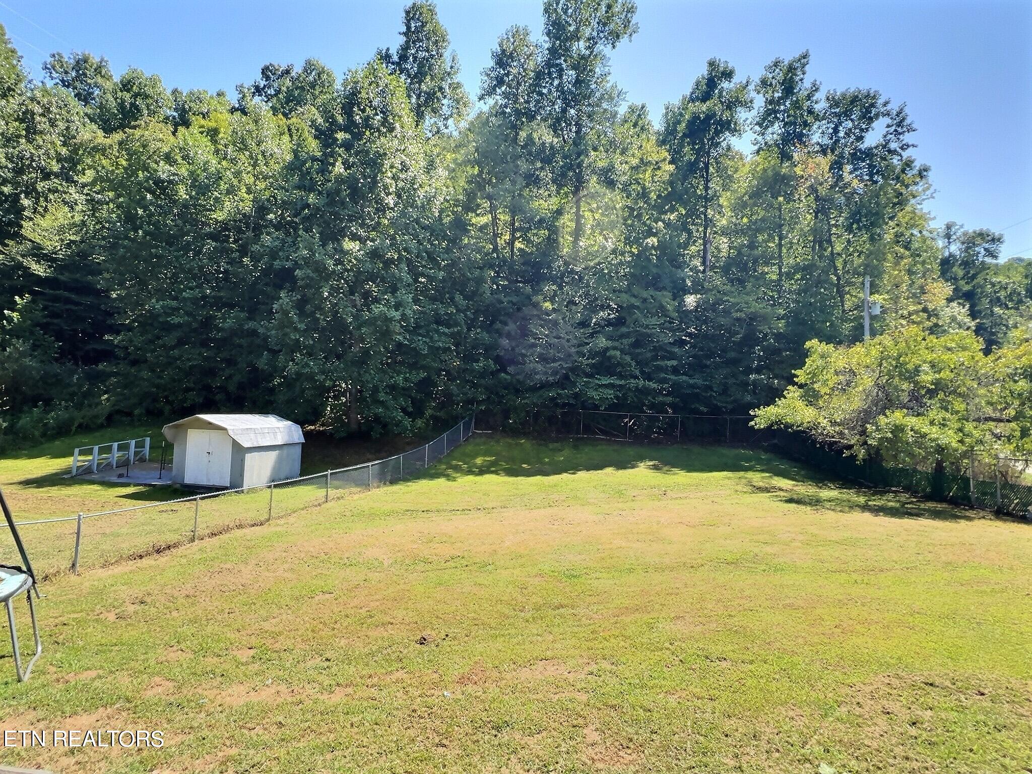 542 Young Road La Follette, TN 37766 - Photo 13 of 14 IMG_6109