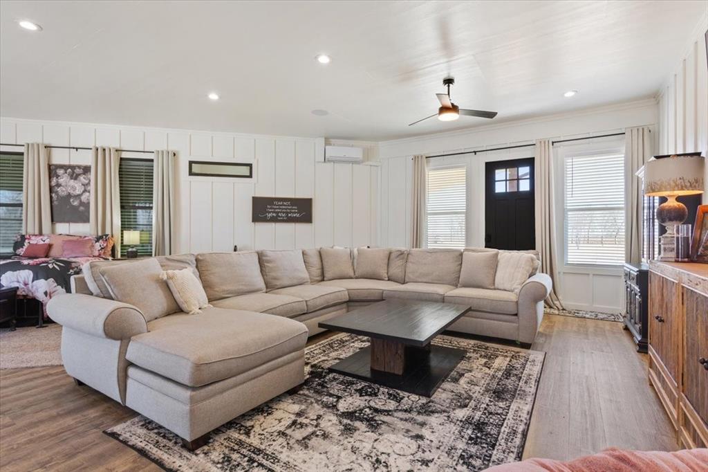 1652 Mt Moriah Road Riesel, TX 76682 - Photo 16 of 40 a living room with furniture and wooden floor