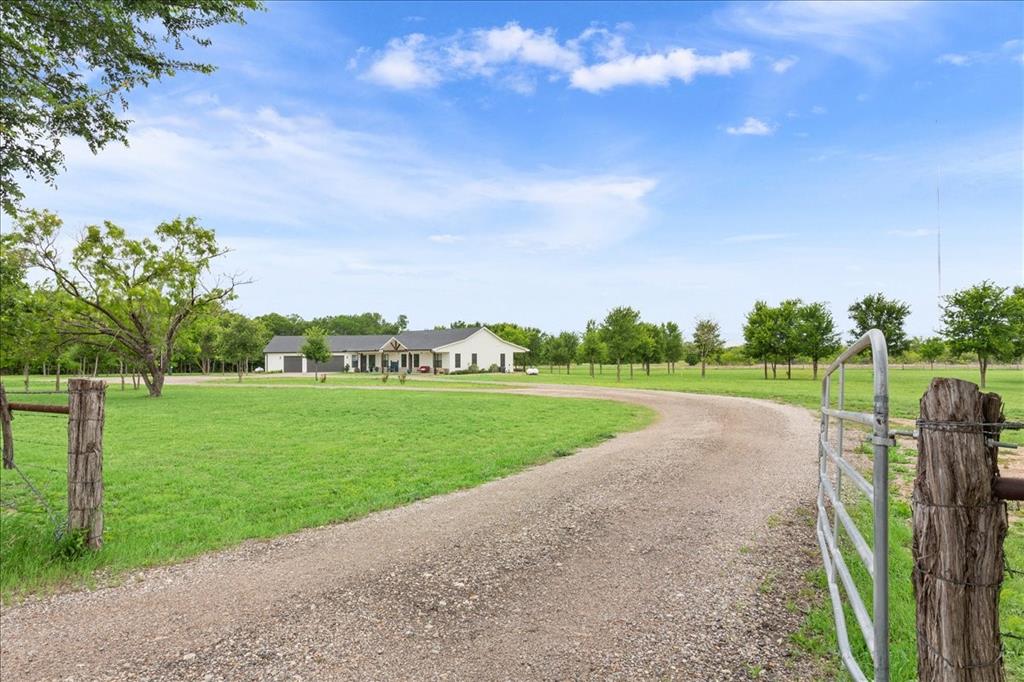 1652 Mt Moriah Road Riesel, TX 76682 - Photo 4 of 39