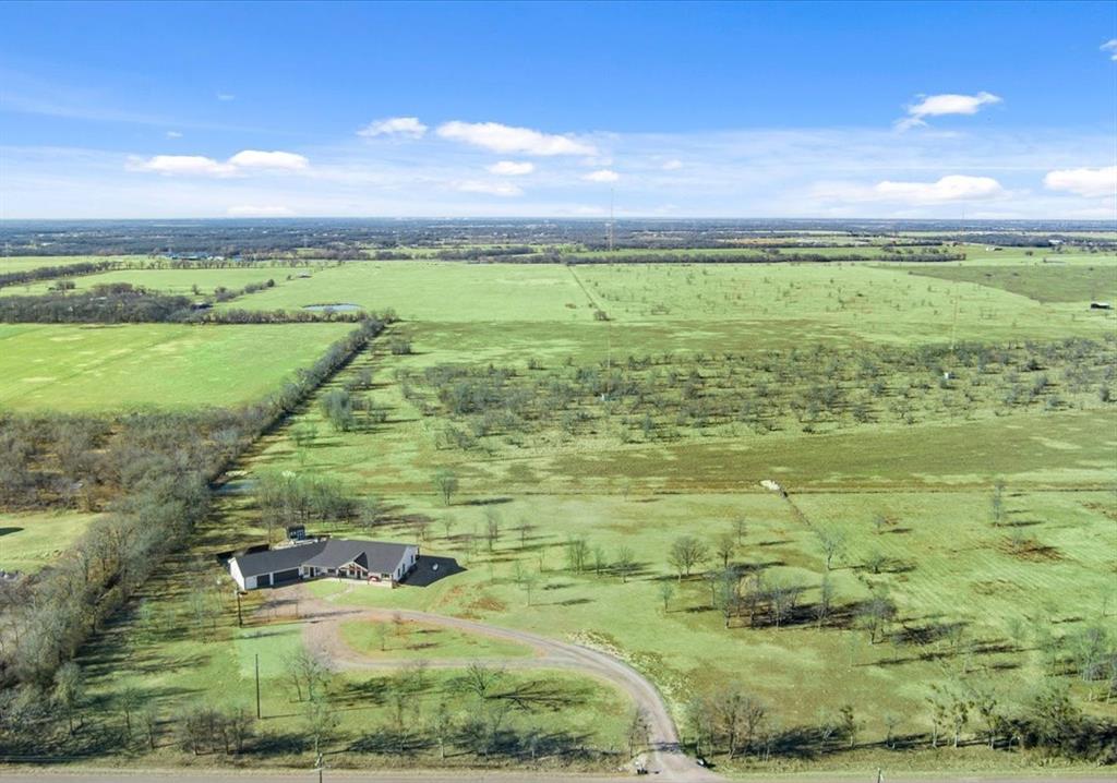 1652 Mt Moriah Road Riesel, TX 76682 - Photo 4 of 40 a view of an ocean and beach