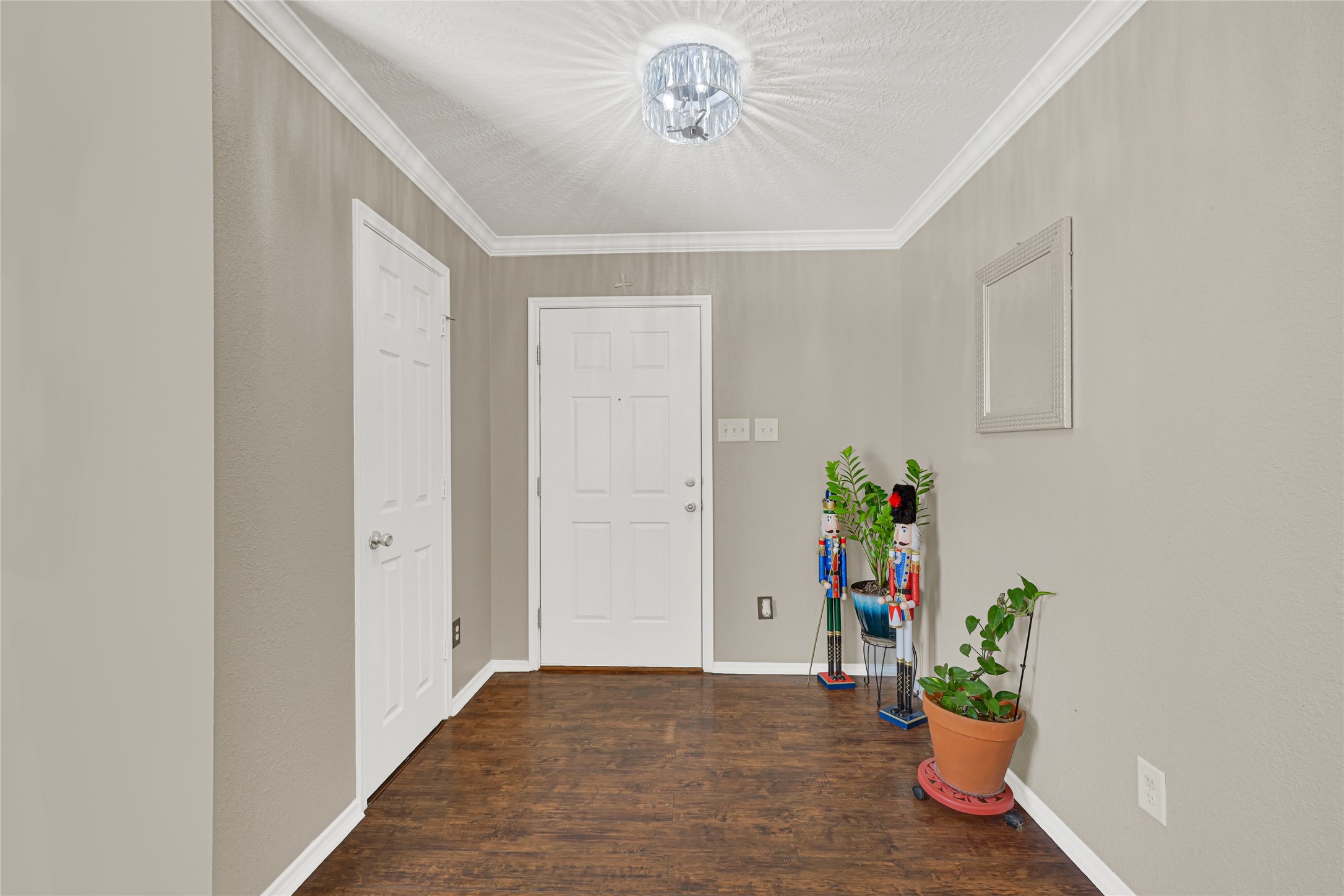 2911 Aspen Fair Trail Spring, TX 77389 - Photo 6 of 24 a view of an entryway with wooden floor