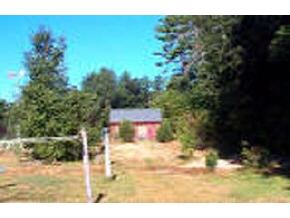 31 Sandown Road Fremont, NH 03044 - Photo 2 of 2