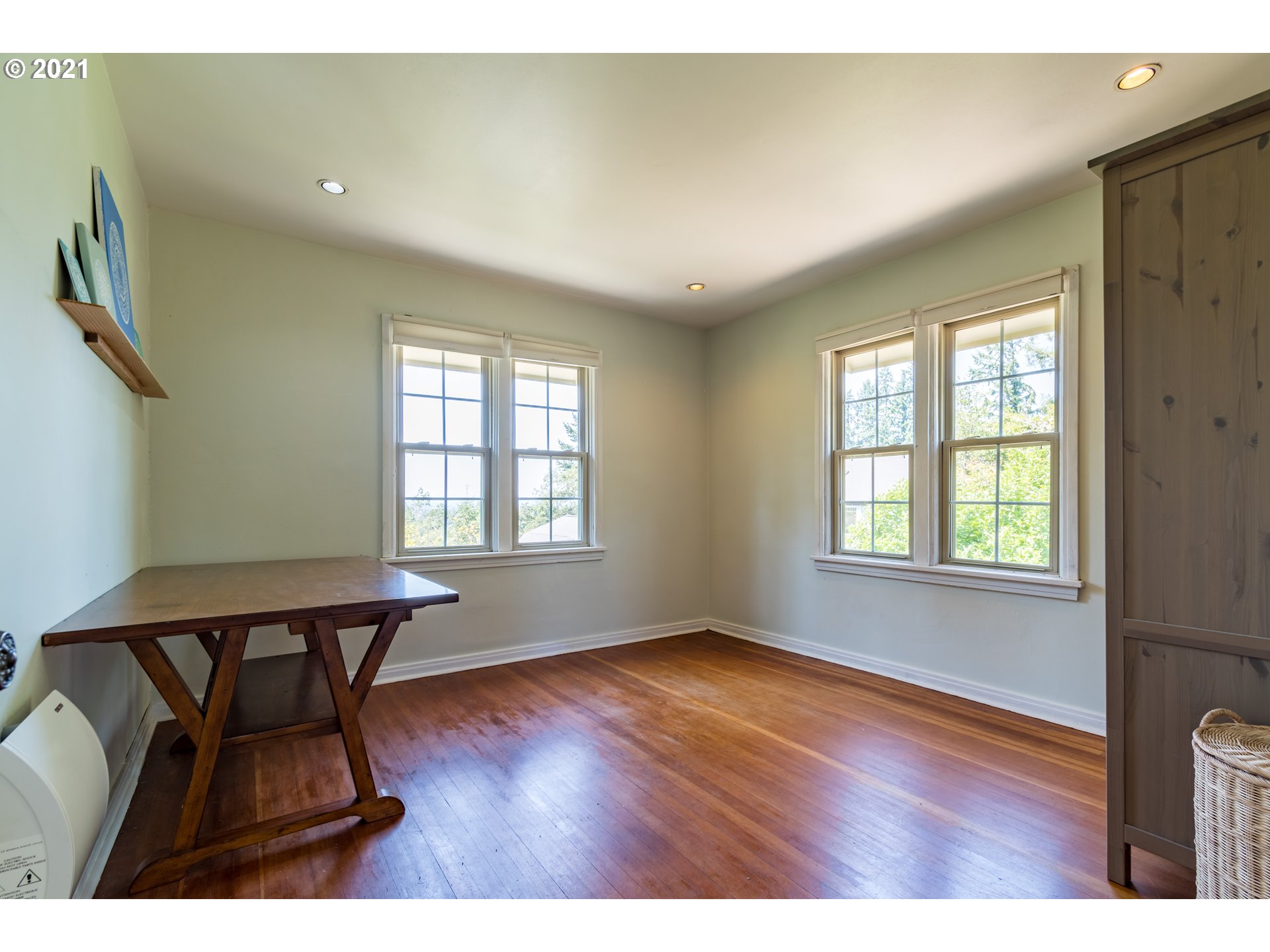2500 Spring Boulevard Eugene, OR 97403 - Photo 14 of 32 Gallery Image 14