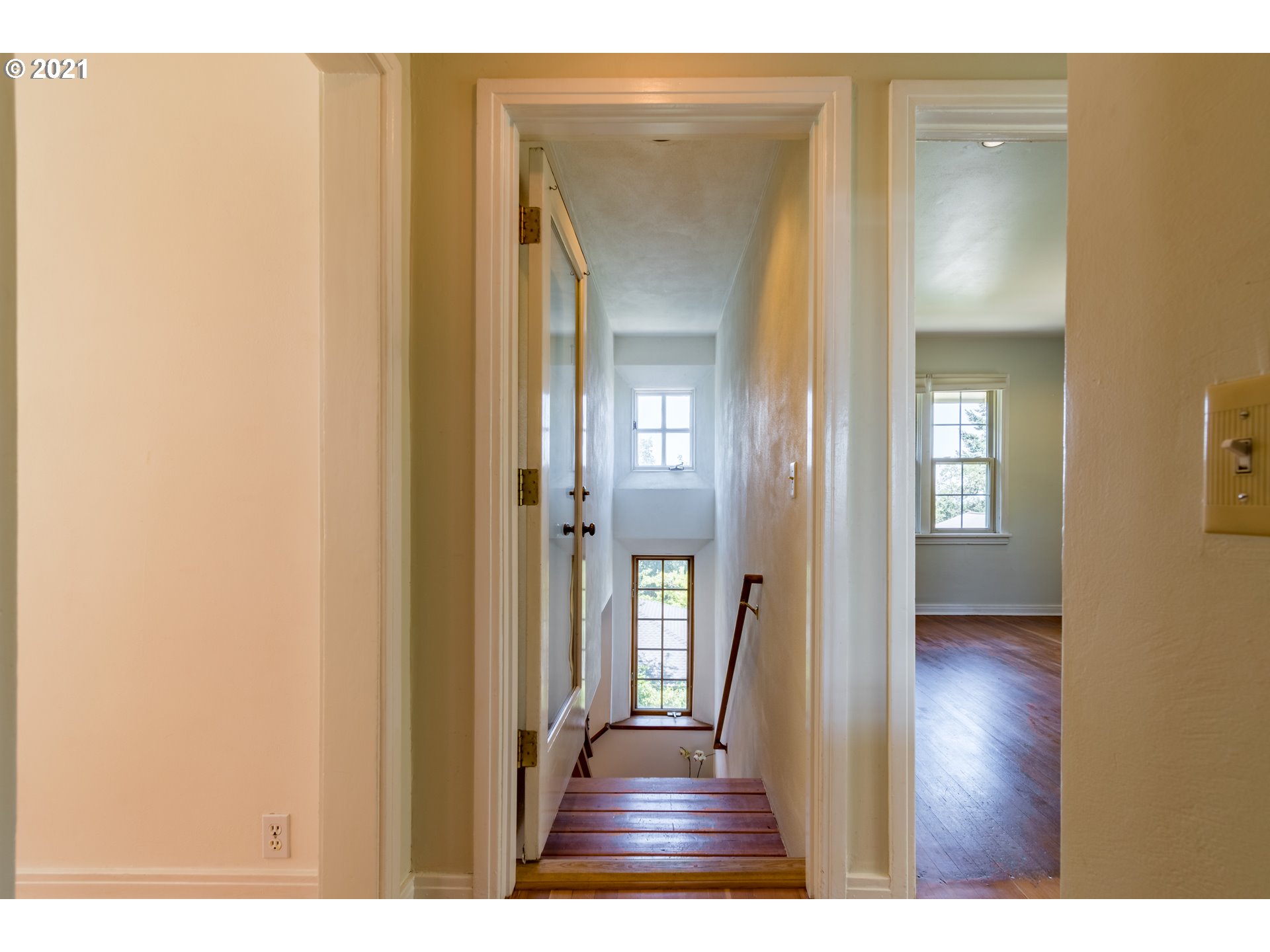 2500 Spring Boulevard Eugene, OR 97403 - Photo 19 of 32 Gallery Image 19