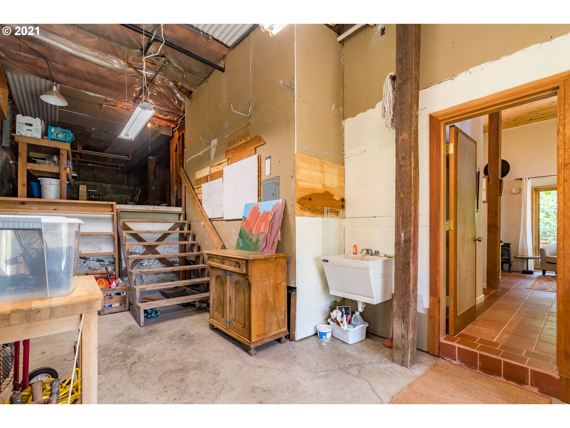 2500 Spring Boulevard Eugene, OR 97403 - Photo 28 of 32 Gallery Image 28
