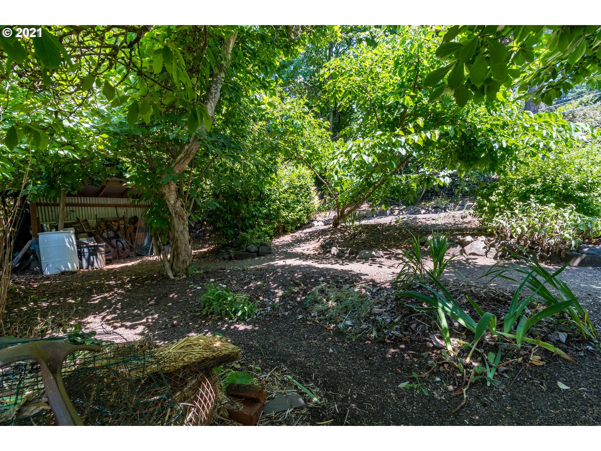 2500 Spring Boulevard Eugene, OR 97403 - Photo 31 of 32 Gallery Image 31