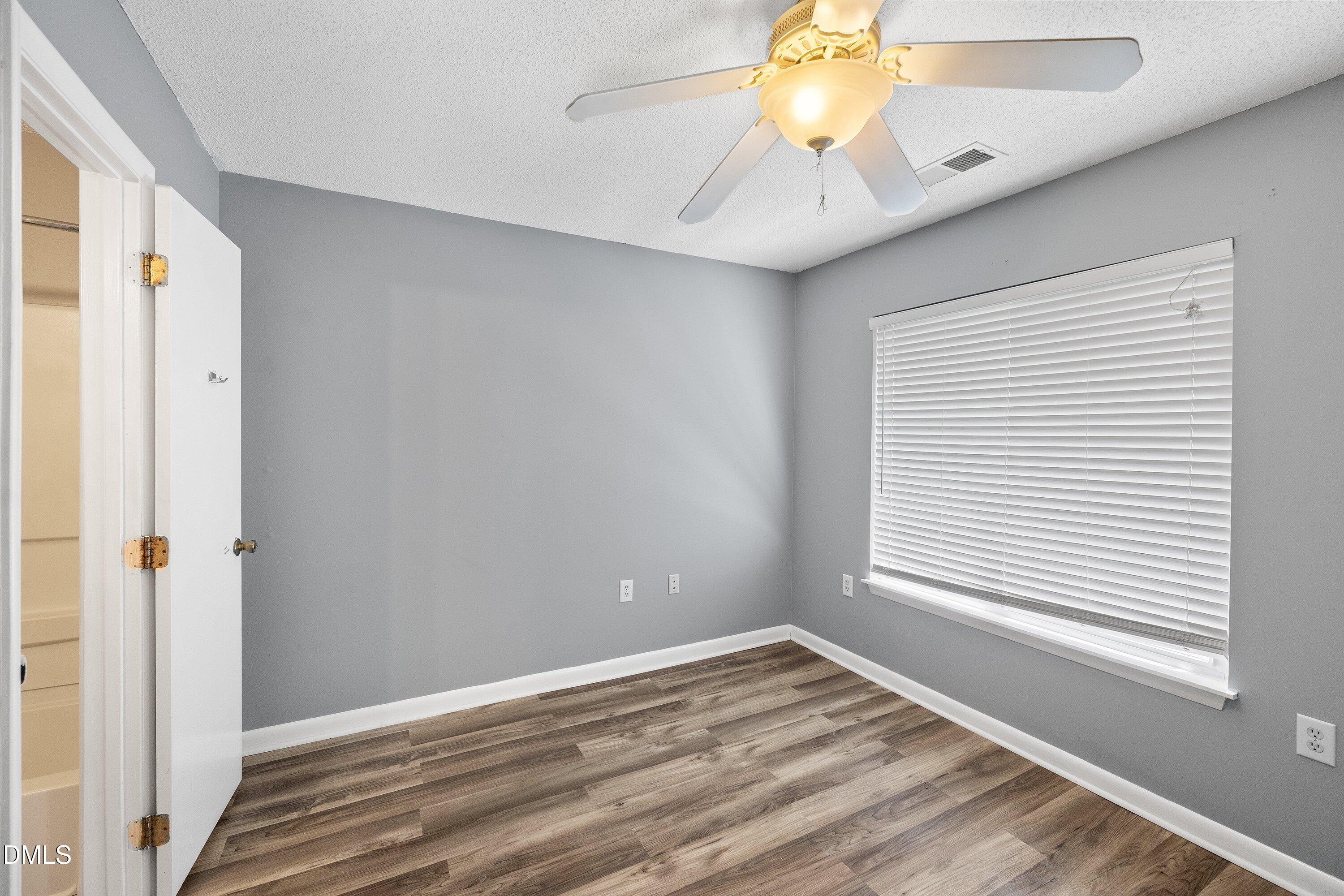 1431 Collegiate Circle, Unit 303 Raleigh, NC 27606 - Photo 21 of 28 21-1431 Collegiate Cir #303_5865