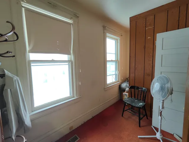 $139,900 | 125 North 9th Street, Rockford, IL 61107