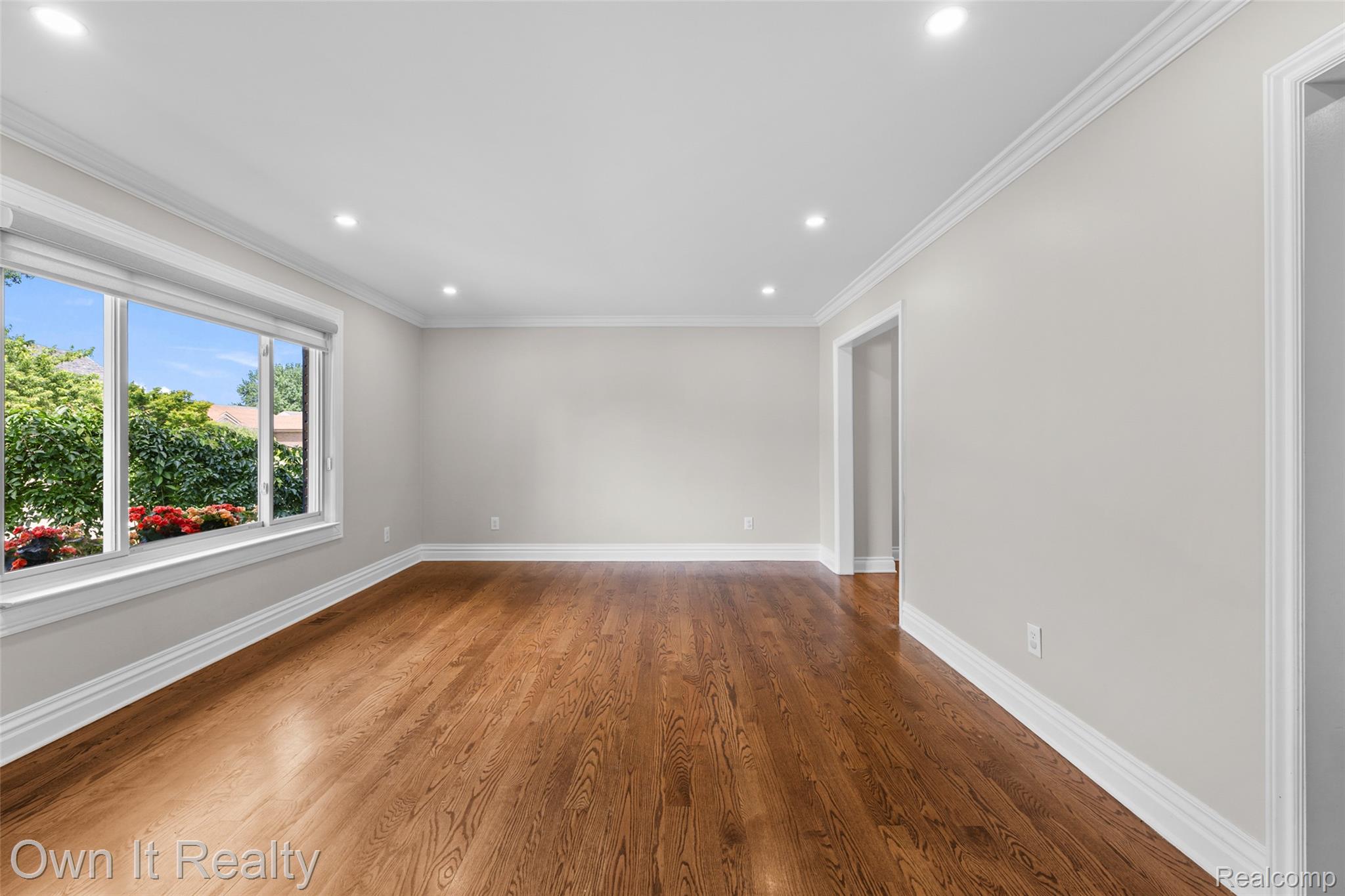 365 Princeton Street Canton, MI 48188 - Photo 8 of 43 6.jpg