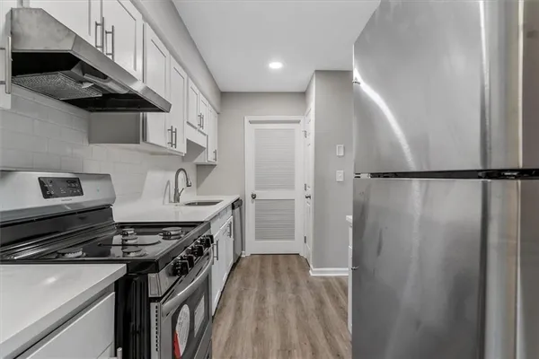 $1,295 | 1701 Hawthorne Avenue, Unit 10, Atlanta, GA 30337