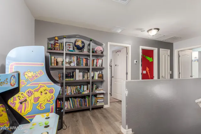 $2,450 | 836 Constance Way, Phoenix, AZ 85042