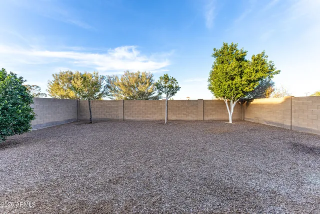 $2,450 | 836 Constance Way, Phoenix, AZ 85042