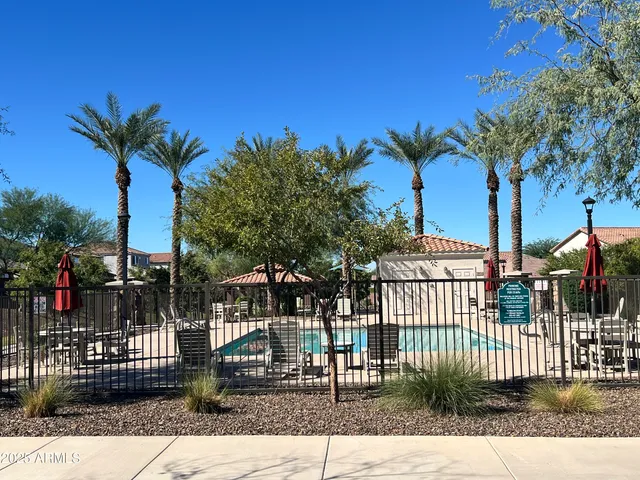 $2,450 | 836 Constance Way, Phoenix, AZ 85042