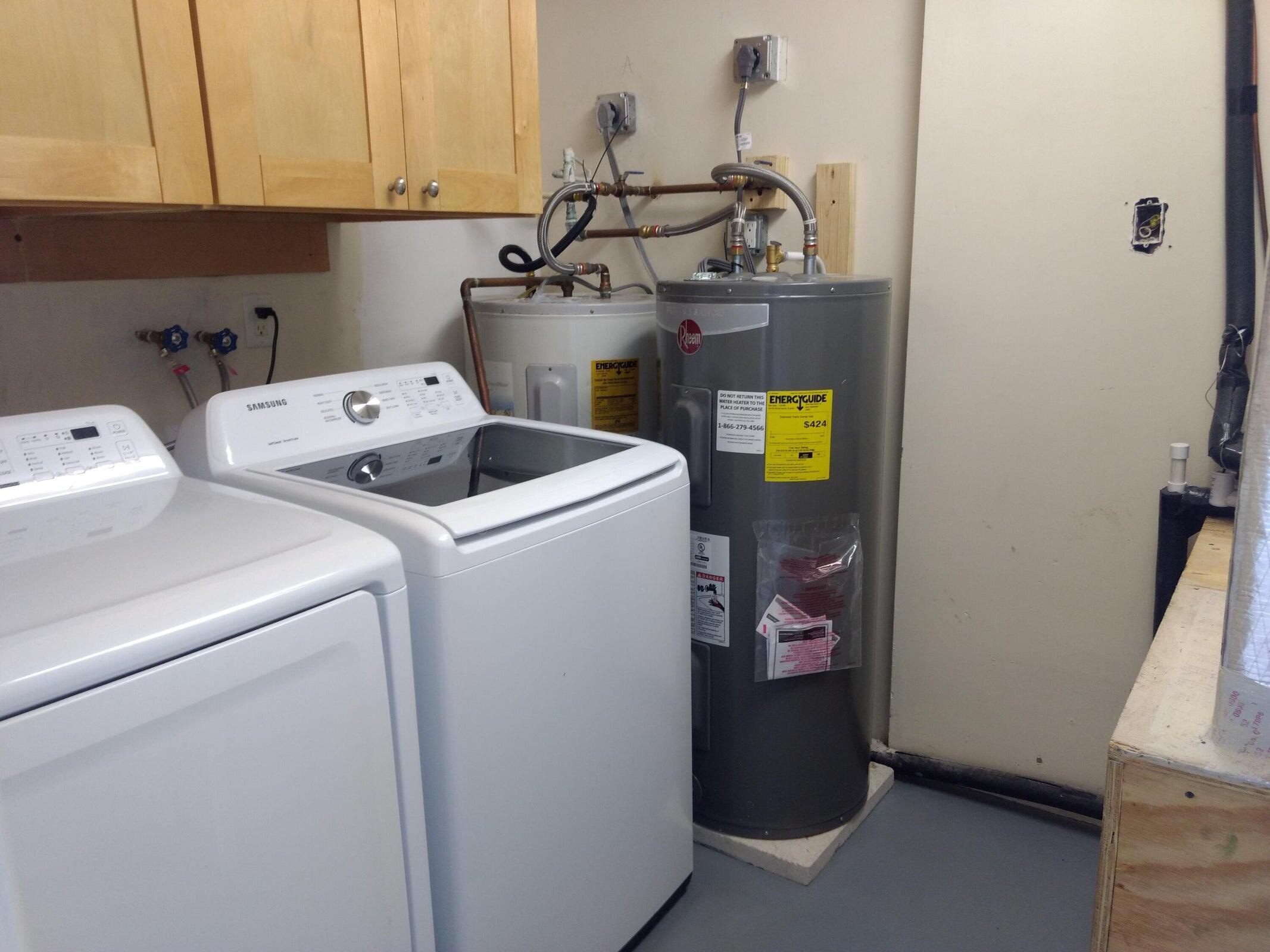 2210 Northeast 36th Street, Unit A&B Lighthouse Point, FL 33064 - Photo 21 of 25 Laundry room