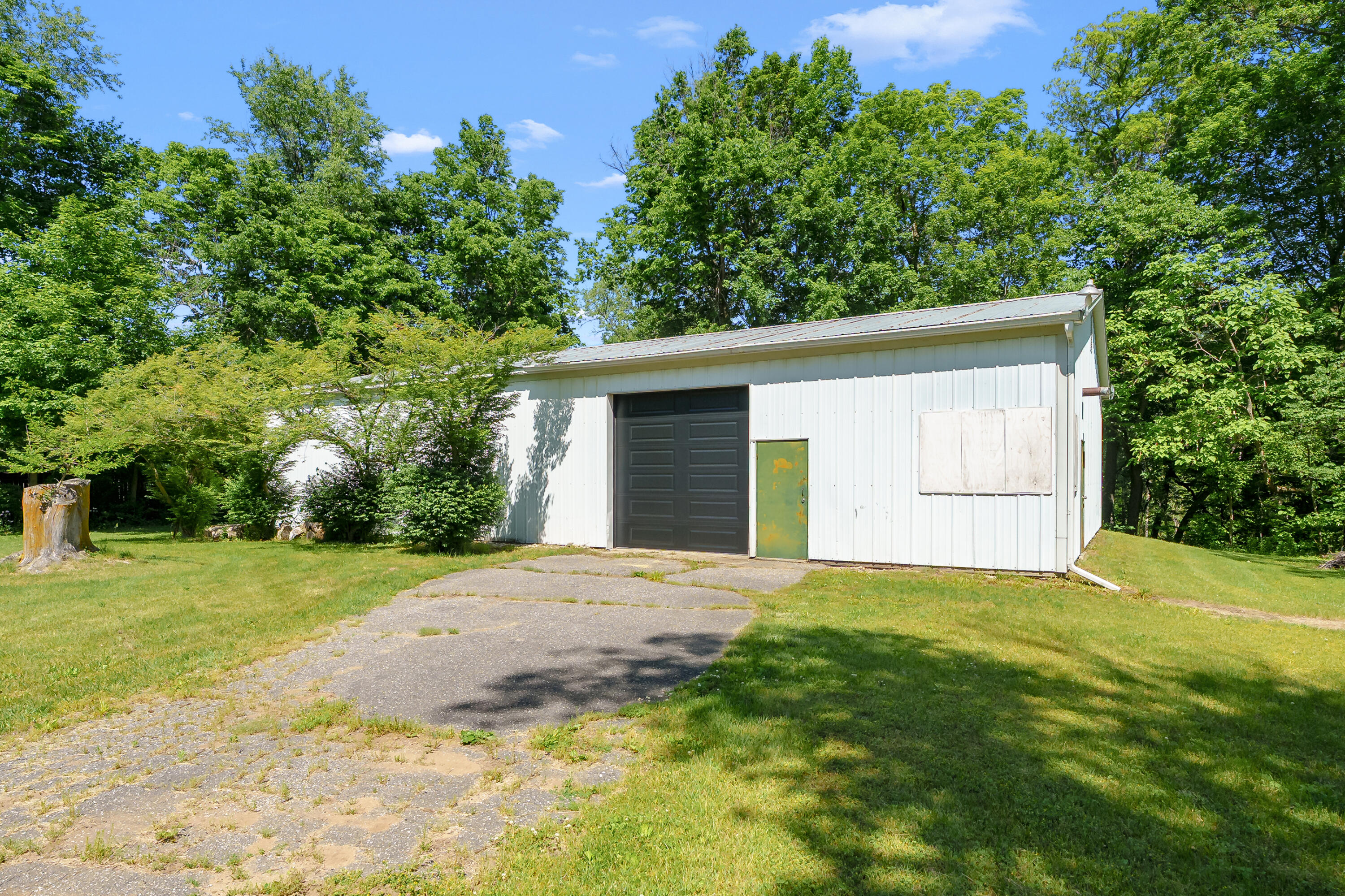 60023 Constantine Road Three Rivers, MI 49093 - Photo 5 of 47 Constantine Rd 60023 Three Rivers 49093-