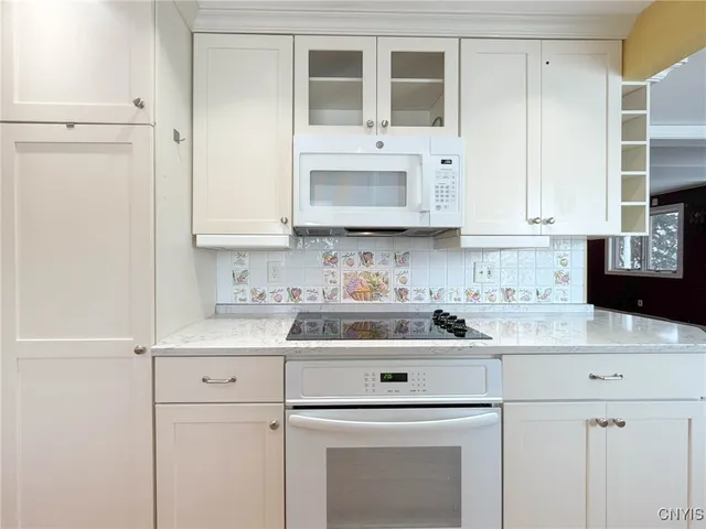 $305,000 | 2642 Remington Road, Utica, NY 13501