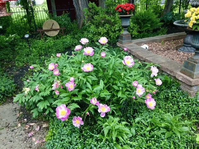 $305,000 | 2642 Remington Road, Utica, NY 13501