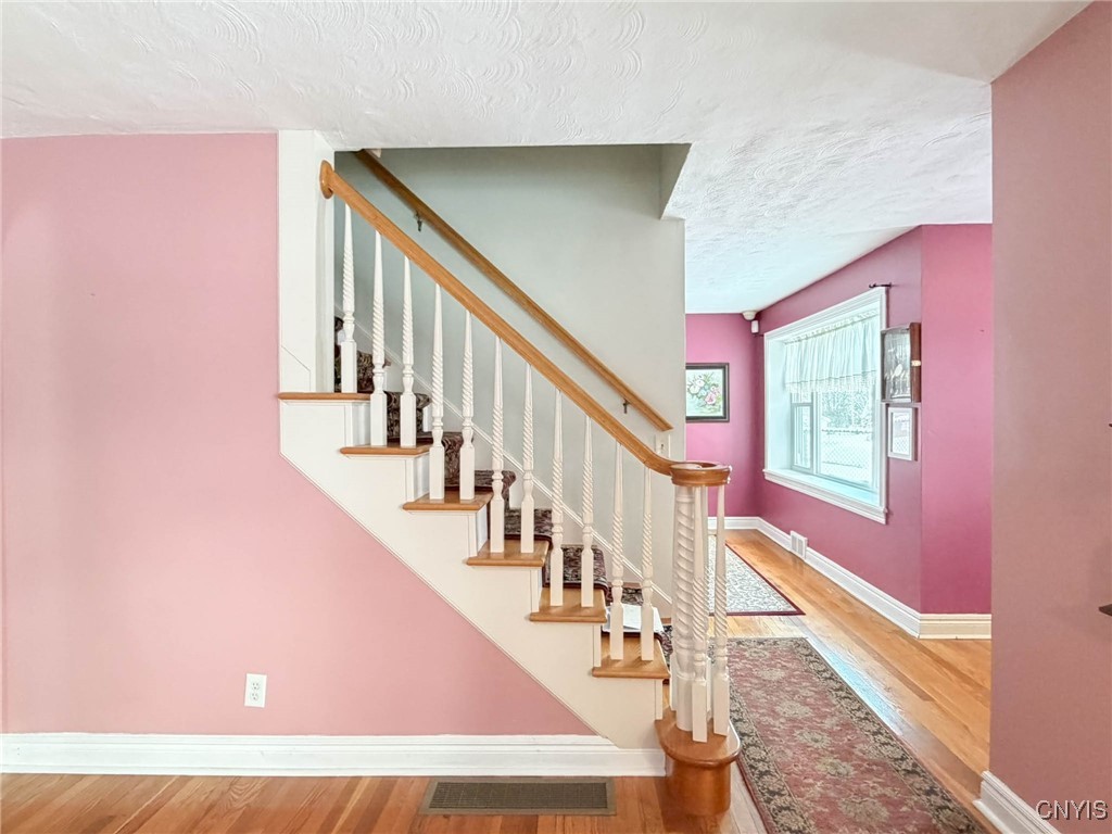 2642 Remington Road Utica, NY 13501 - Photo 5 of 49