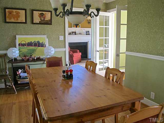 1919 Highland Place Raleigh, NC 27607 - Photo 7 of 19 Dining Room