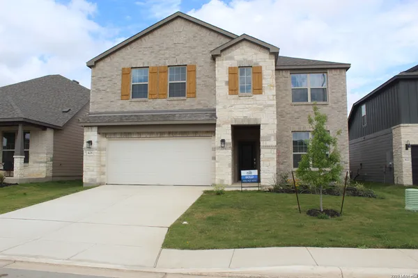 $2,900 | 426 Nightingale Avenue, Marion, TX 78124