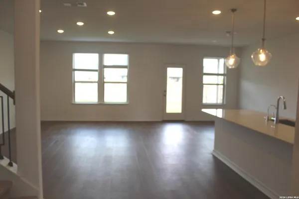 $2,900 | 426 Nightingale Avenue, Marion, TX 78124