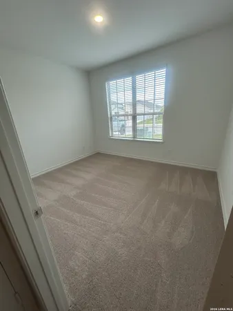 $2,900 | 426 Nightingale Avenue, Marion, TX 78124